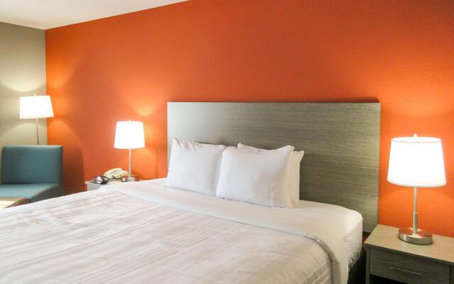 Quality Inn & Suites Hammond Near I-8090