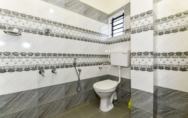 OYO 6711 Geojo Residency