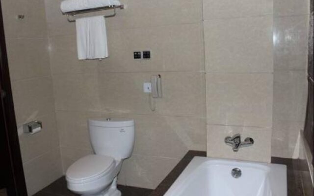 Leshan Celebrity Hotel