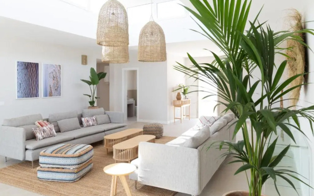 Ereza White Homes