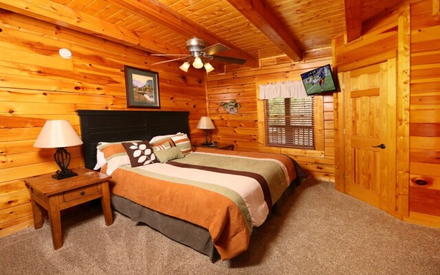 Snow Bear - Two Bedroom Cabin