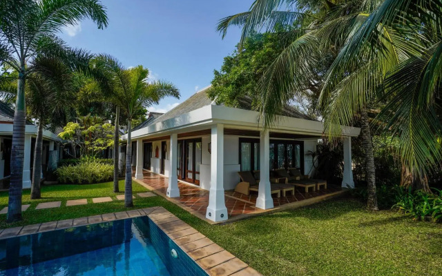 Miskawaan Beachfront Villas