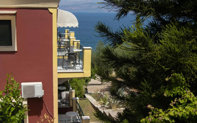 Apraos Bay Hotel