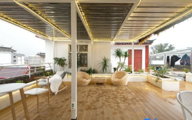 Tingfeng Courtyard Inn