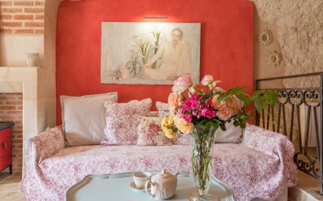 Gîtes troglodytes de la Rochère