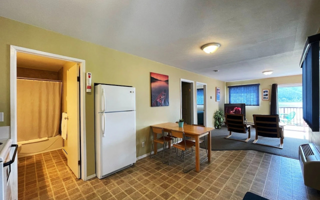 Kokanee Glacier Resort