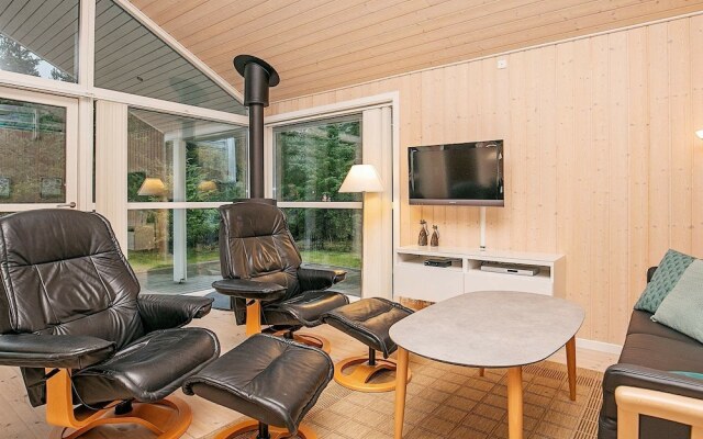 Luxurious Holiday Home in Hals Jutland With Whirlpool
