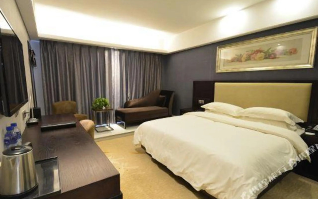 Dadonghai Jinyuan Hotel