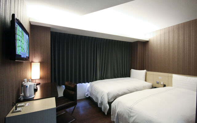 Sparrow Hotel