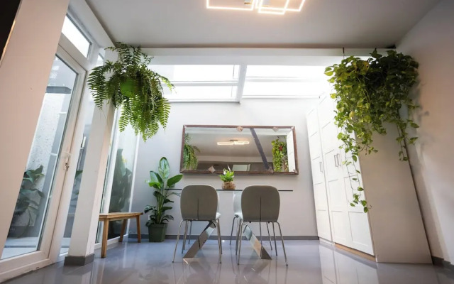 Villa Naim Guest House Cala del Moral