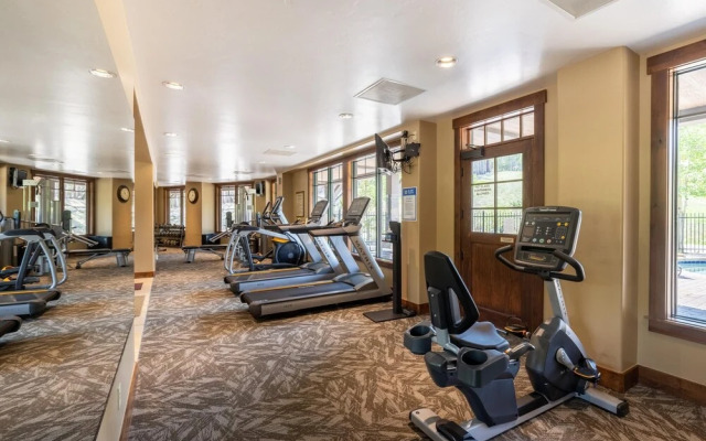 Ski Hill Road 2 - Twin Chutes