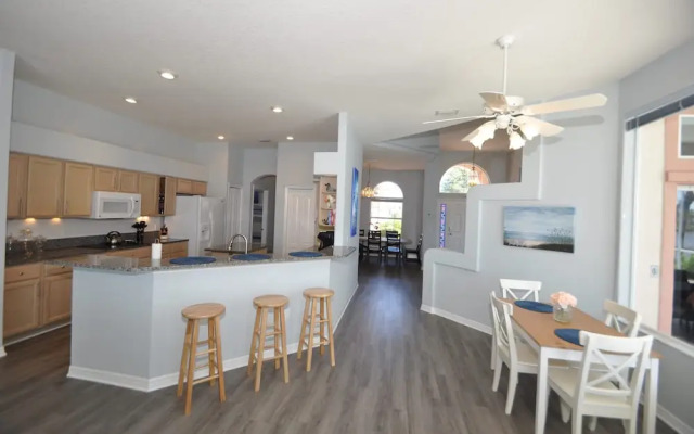 Canal Home w Heated Pool Dock