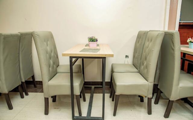 Everland Hotel and Suites