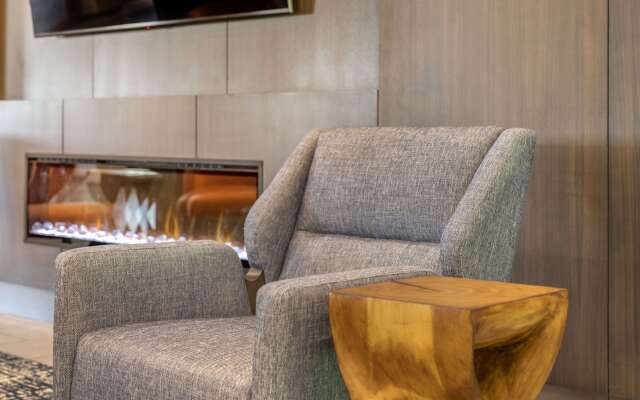 Cambria Hotel Orlando Airport