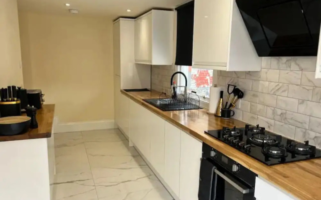 Glasgow Central Paradise - Spacious 3- Bed House