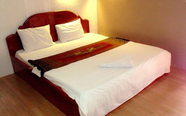 White River II Hostel
