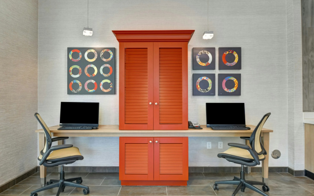 Home2 Suites by Hilton Charlotte Piper Glen