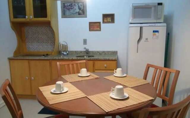 Studio ao lado da Famosa Rua Coberta