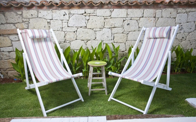 Hane Alacati Boutique Hotel