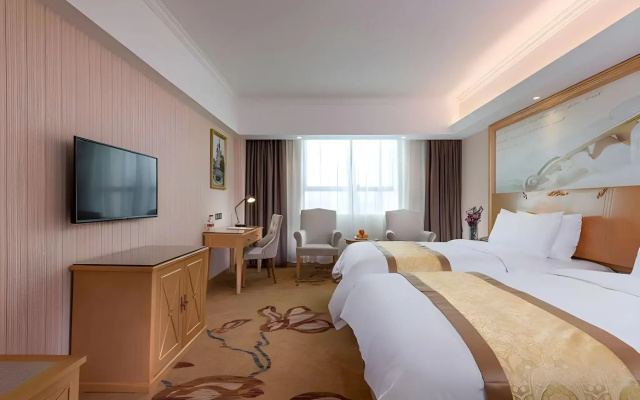 Vienna Hotel Guangzhou Huadu Sunac Wanda Furong
