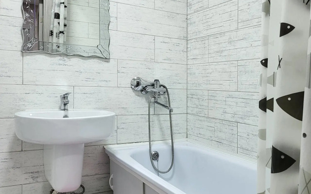 Апартаменты на проспекте Маркса 43