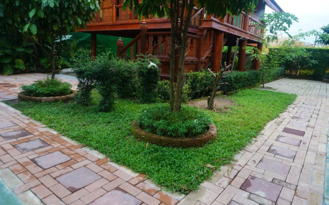 Ruenthai Boutique