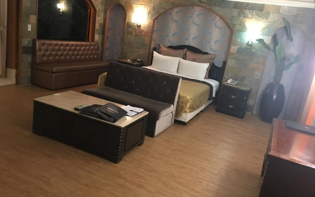 Discovery Motel - Tucheng