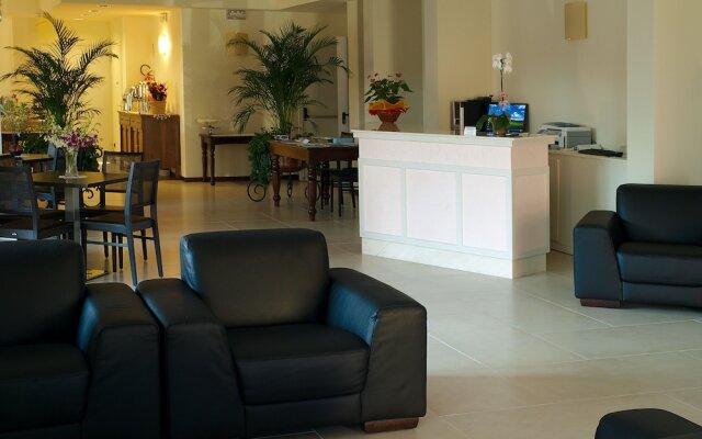 International Hotel Iseo