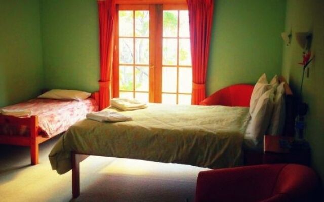 The Hideaway Retreat