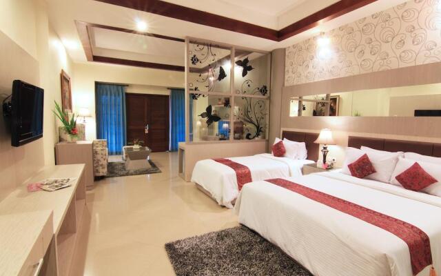 Royal Hotel and Villa Trawas