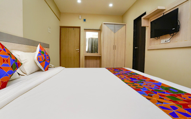 Fabhotel Bhiwandi Palace