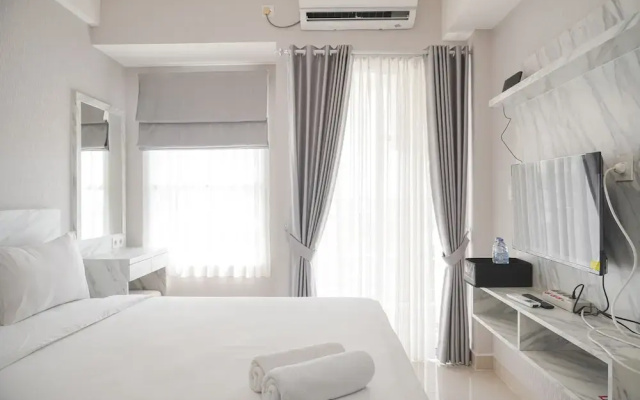 Modern Look And Comfy Studio Citra Living Apartment