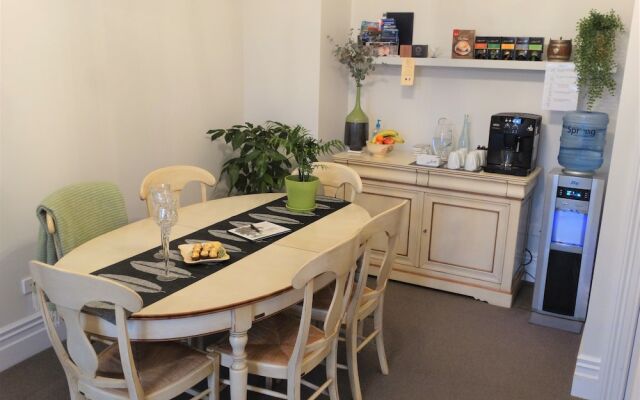 Andelin Guest House