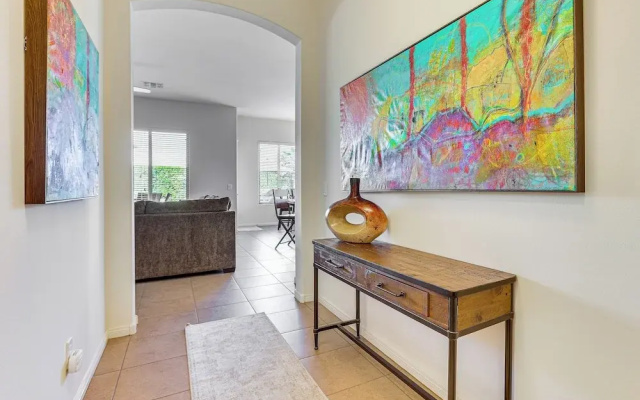 Outdoor Oasis in Goodyear: Stay & Play!