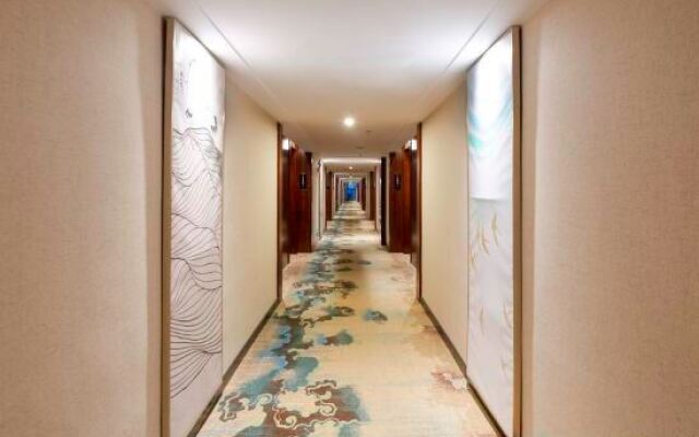 Urba Hotel (Yichun Wanda High Speed Railway Station)