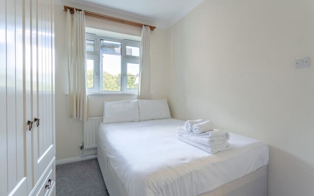 Whitechapel 2 Bedroom Flat