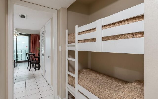 Phoenix All Suites by Brett Robinson