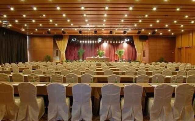 Sichuan Tennis International Hotel Main Building