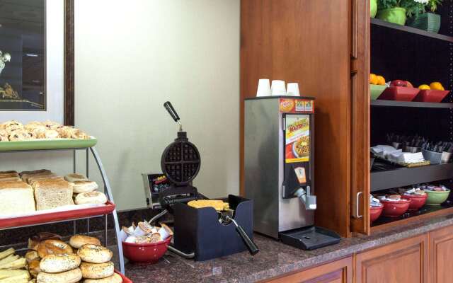 Wingate by Wyndham Chantilly / Dulles Airport