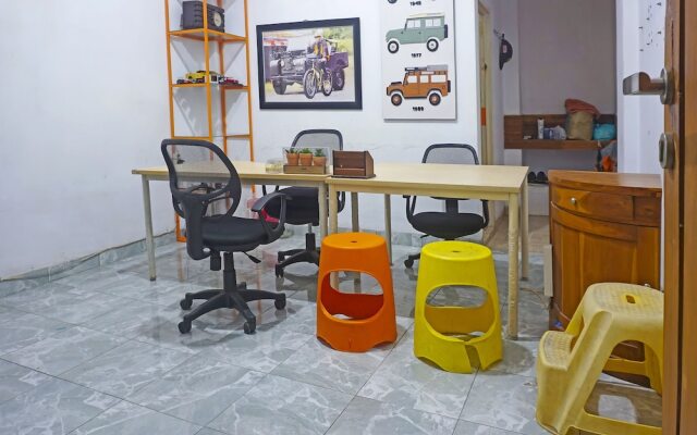 Hotel O Anggrek Homes Makassar