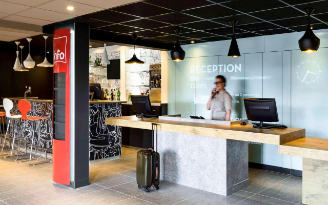 ibis Roanne