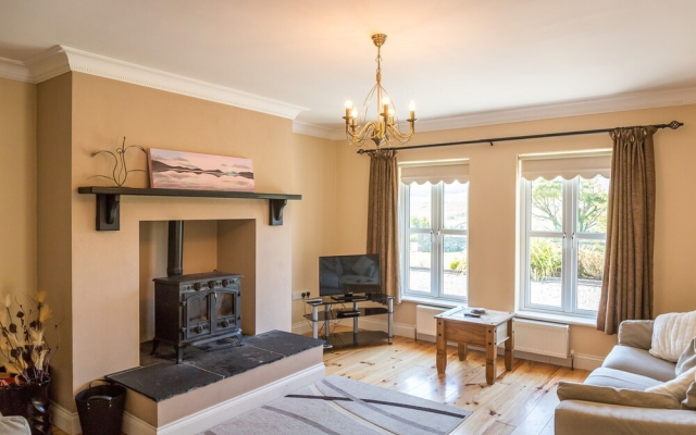 Ballinakill Lodge