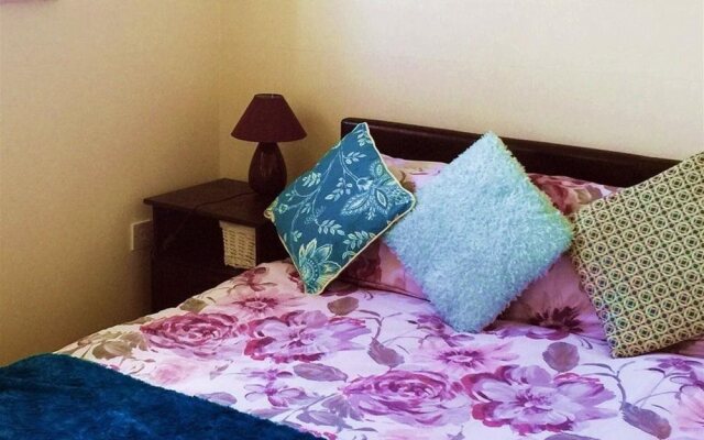 Accommodation Circus Drive