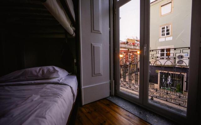 De Pedra e Sal Hostel & Suites