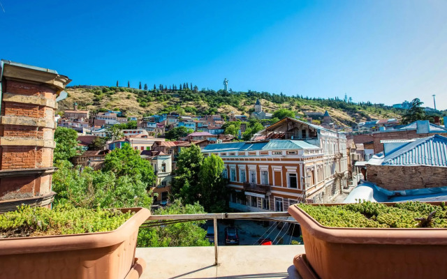Hotel Sharden