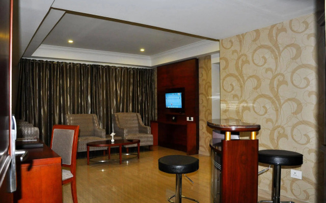 Lake Palace Hotel Trivandrum