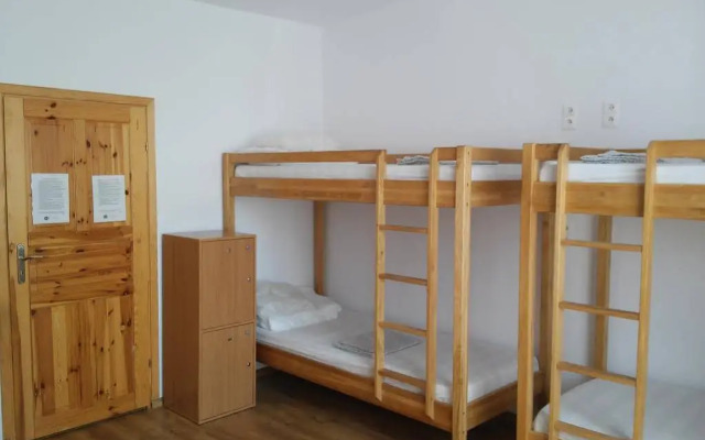 Hostel4u