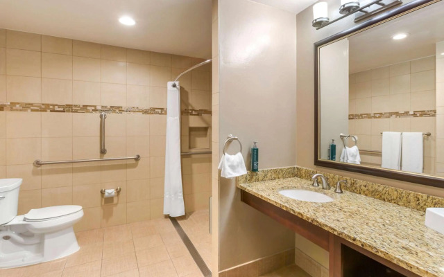 Hilton Vacation Club Varsity Club Tucson