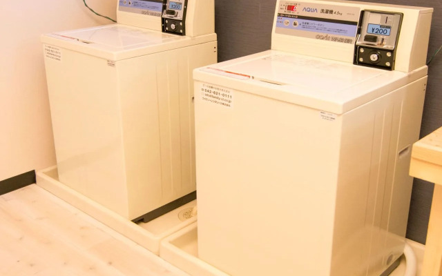 TONAGI Hostel & Cafe