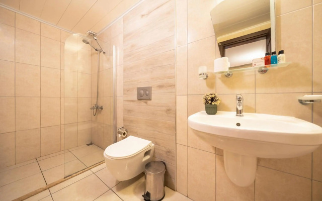 Ata Lagoon Beach Hotel